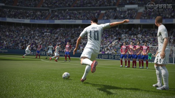 [تصویر:  FIFA16_XboxOne_PS4_Gamescom_RMvATL_LR_WM...00x338.jpg]