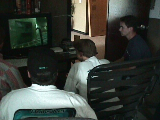 This Is What Valve Looked Like In 1998 nice CRTs VG247