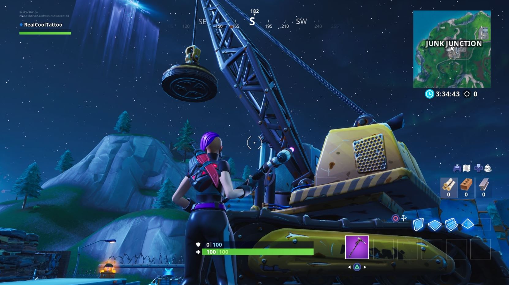 Fortnite: Spray a fountain, a junkyard crane, and a vending machine